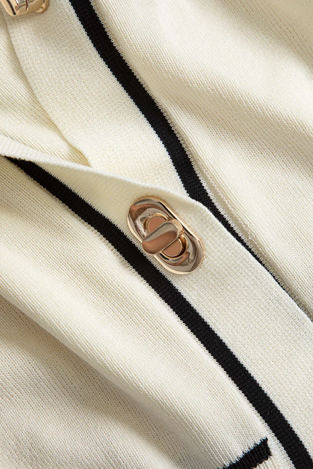 MICAS Knit Tops-Knit Color Block Button Vest