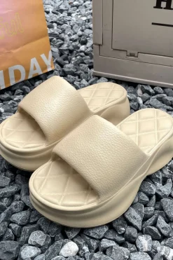 MICAS Shoes|Shoes-Quilted Thick Platform Slide Sandals